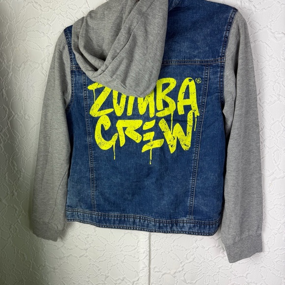 Zumba Fitness Gray and Pink Knit Top - Picture 3 of 4